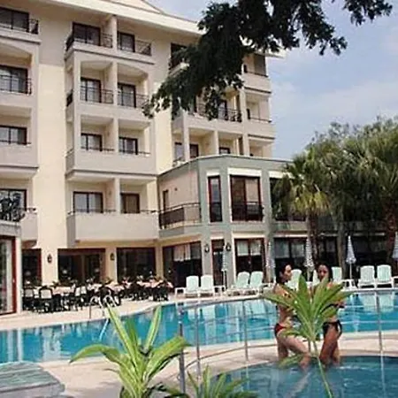 Town Hotel 4*
