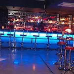 Town 4* סייד