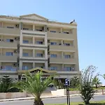 Town מלון סייד