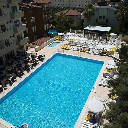 Hotell Town 4*