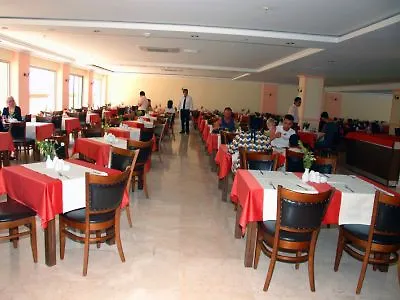 Town Hotell Side
