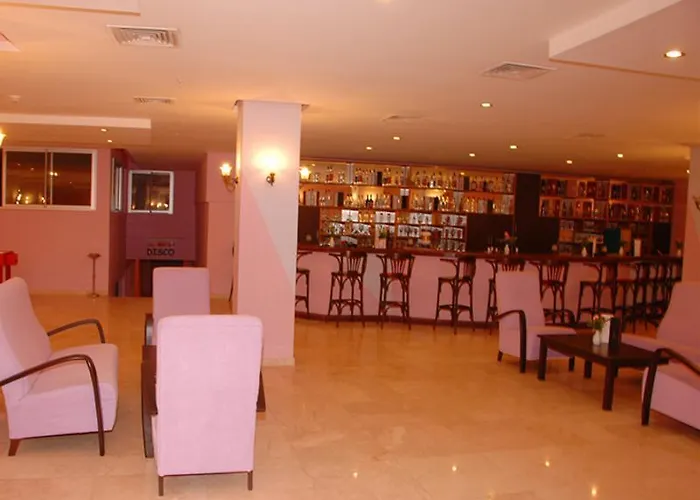 Hotell Town 4*