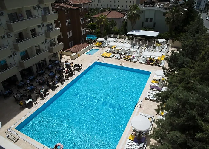 Hotel Town 4*