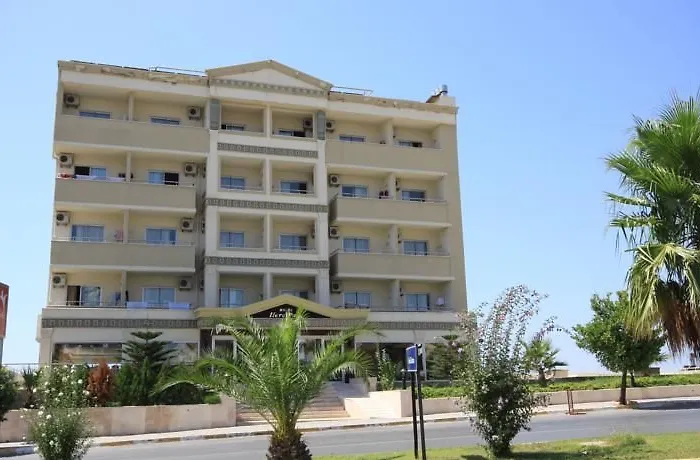 Town Hotel Side